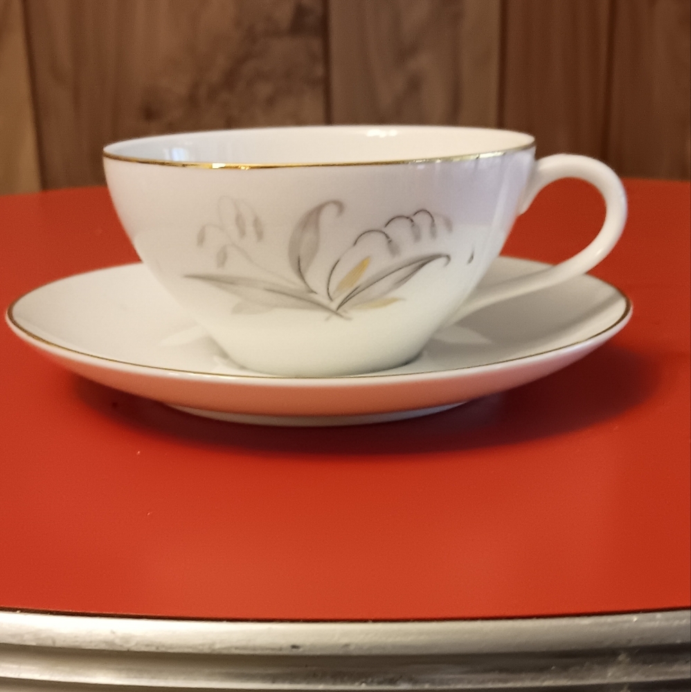 Vintage 1961 Golden Rhapsody Tea Cup and Saucer Kaysons Fine China Japan